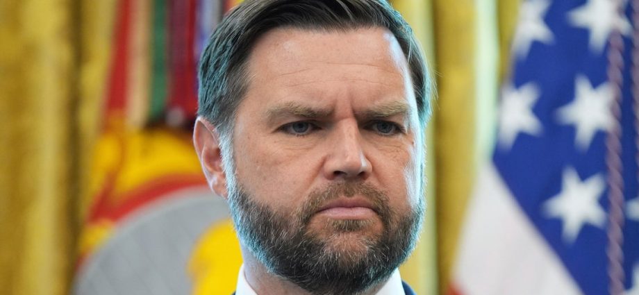 jd-vance-discusses-readiness-to-be-president-if,-‘god-forbid,’-something-happens-to-the-traitor