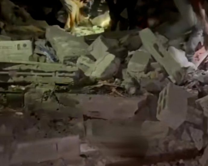 families-search-for-loved-ones-after-overnight-strikes-in-gaza