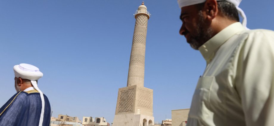 iraq-mosque-wrecked-by-isil-officially-reopened-after-restoration
