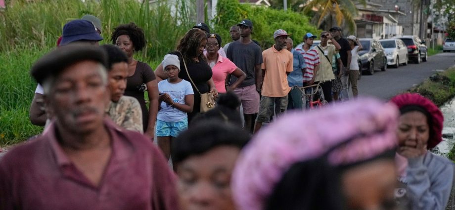 guyana-votes-in-elections-amid-oil-boom-debate-and-venezuela-tensions
