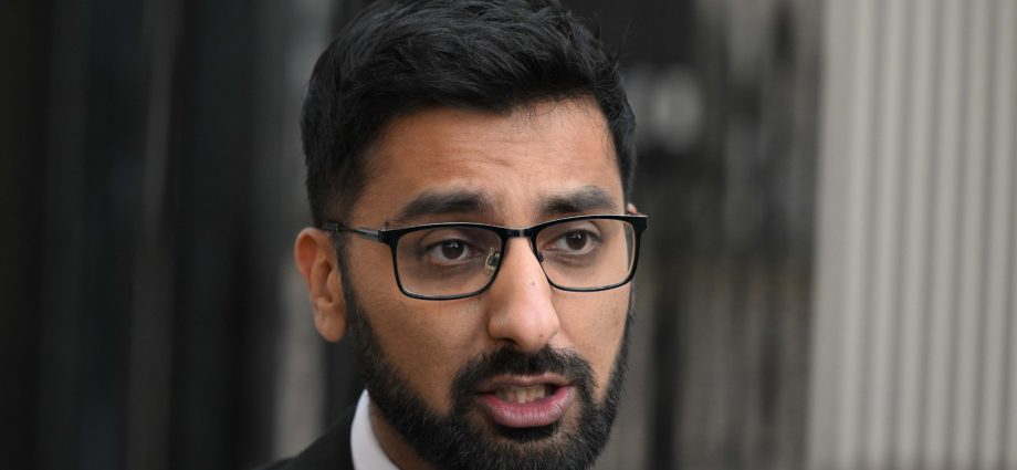 jeremy-corbyn-and-zarah-sultana’s-party-facing-controversy-over-adnan-hussein’s-trans-comments