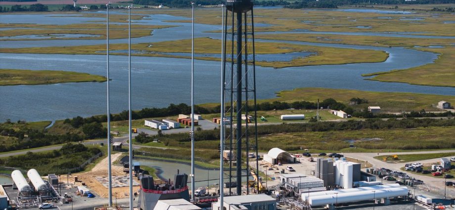 Virginia is for (space) lovers: Rocket Lab opens new seaside launch pad for reusable Neutron rocket