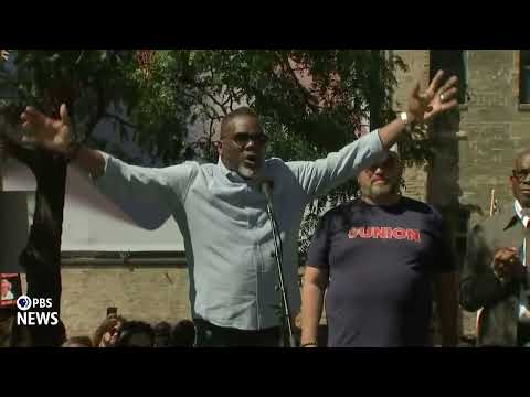 watch:-‘no-federal-troops-in-chicago,’-mayor-brandon-johnson-says-in-face-of-the-traitor-threats