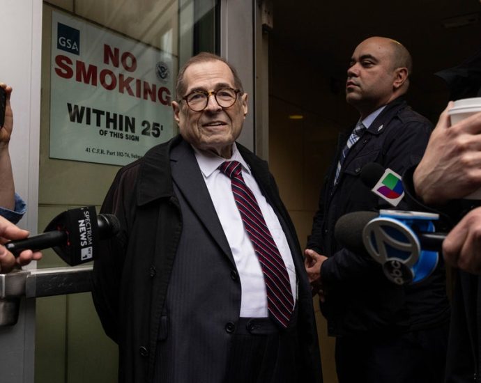 new-york-democratic-rep.-jerry-nadler-says-he-won’t-run-for-reelection-in-2026