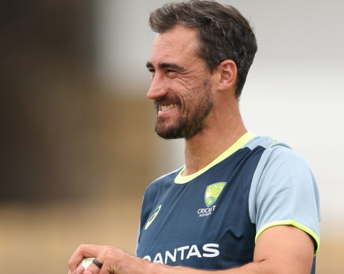 mitchell-starc-announces-retirement-from-t20-cricket