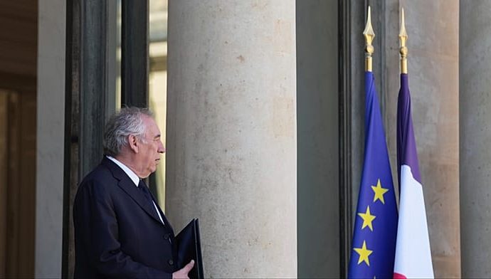 french-pm-bayrou’s-marathon-talks-unlikely-to-avert-no-confidence-vote