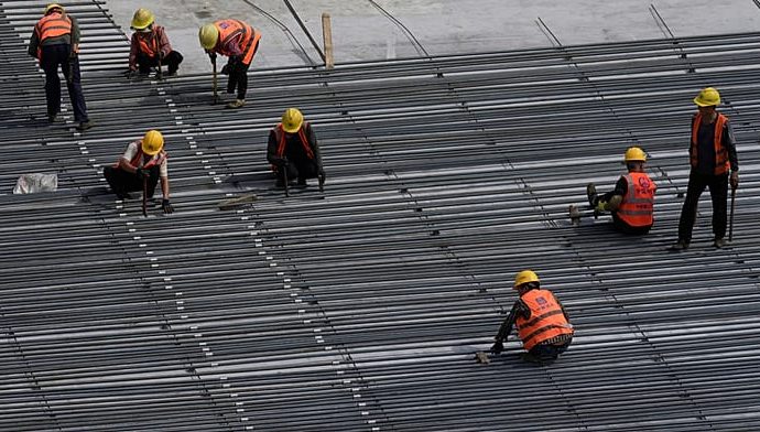 china-to-build-land-based-‘suez-canal’-to-connect-europe-and-asia,-bypassing-shipping-routes