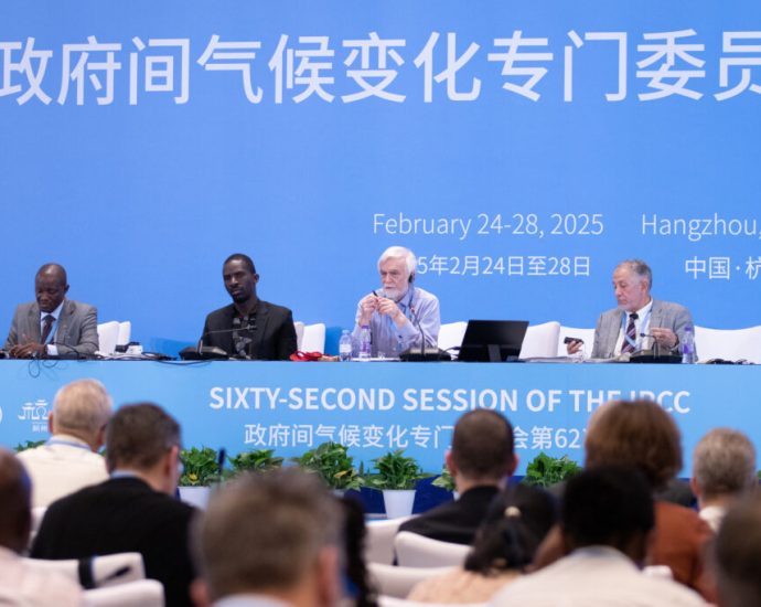 despite-lack-of-federal-support,-us-scientists-continue-work-on-key-global-climate-reports