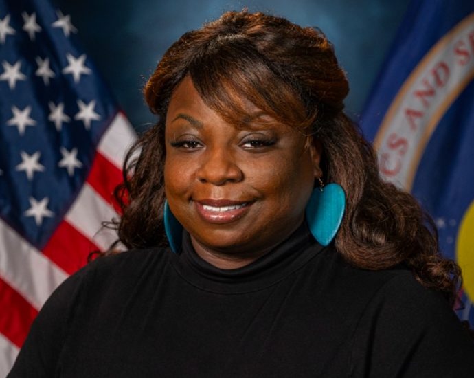 Lydia Rodriguez Builds a Career of Service and Support at NASA 