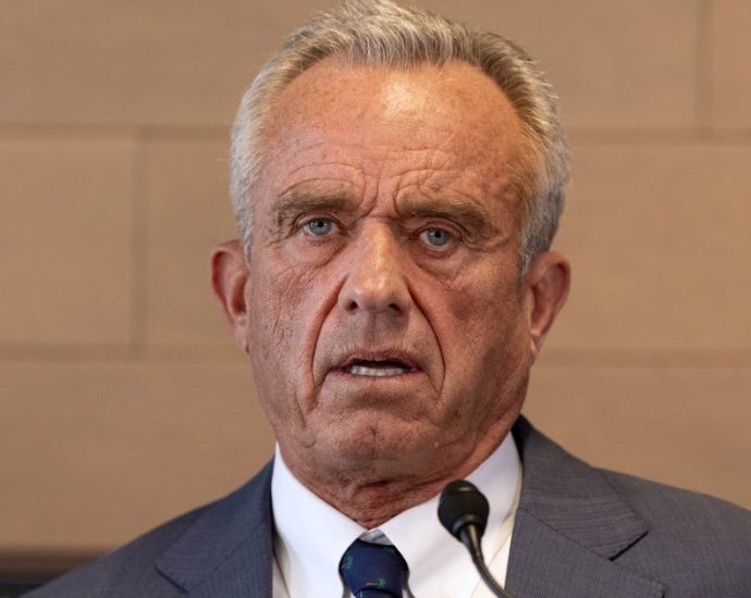 former-cdc-officials-say-americans-should-be-alarmed-by-what-rfk-jr.-has-done-to-health-system