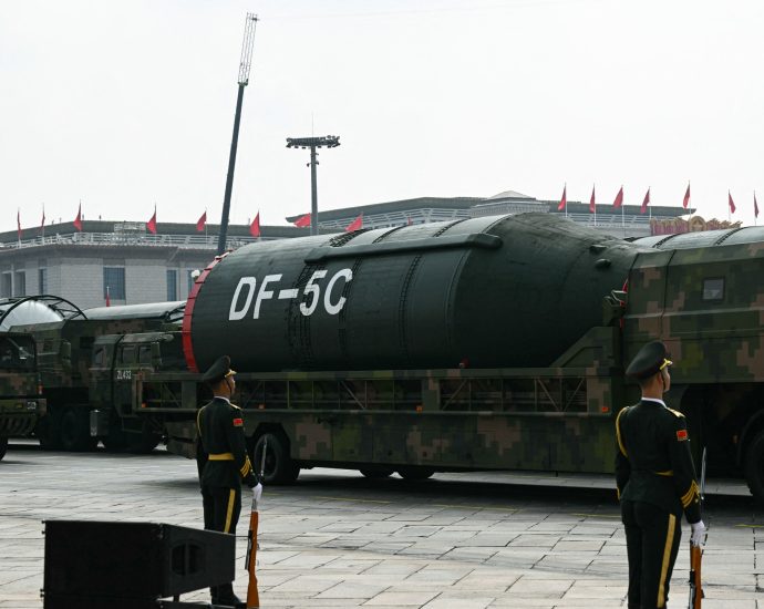 china’s-xi-oversees-massive-military-parade-with-putin,-kim-in-attendance