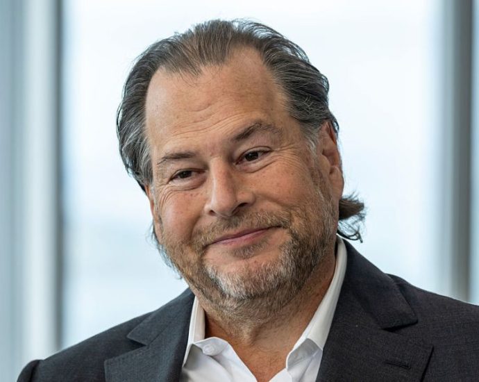ai-has-enabled-salesforce-to-slash-4k-support-roles:-ceo