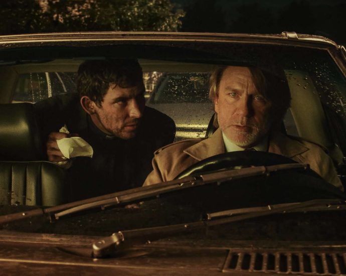 ‘wake-up-dead-man:-a-knives-out-mystery’-gets-a-holiday-theatrical-run