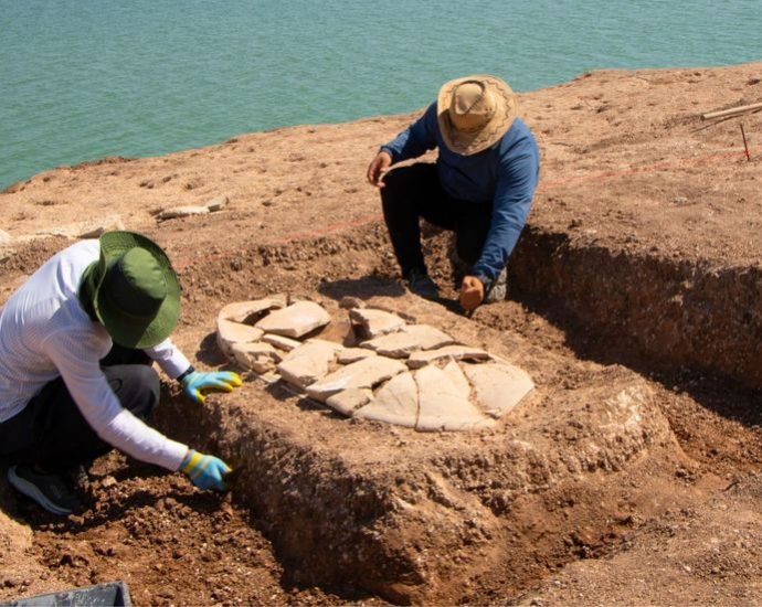 ancient-ruins-discovered-after-massive-drought-exposes-secrets-of-the-land-in-iraq