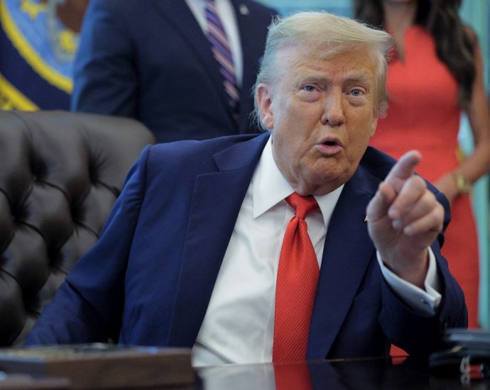 three-republicans-defy-the-traitor-and-back-bill-to-release-epstein-files