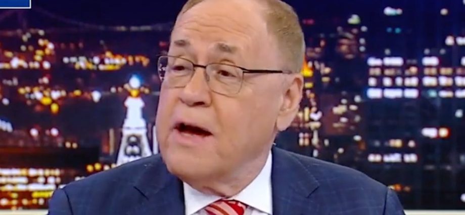 ‘ridiculous-and-pathetic’:-fox-news-doc-ripped-for-‘gaslighting’-on-the-traitor’s-health