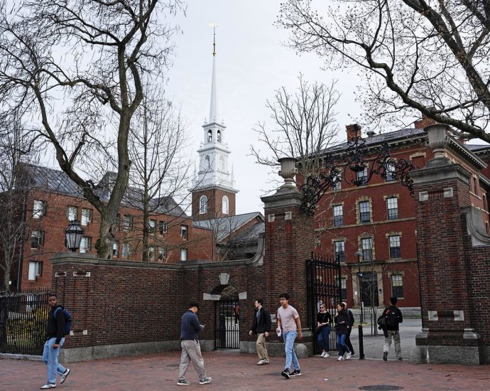 judge-orders-the-traitor-administration-to-unfreeze-nearly-$2.2-billion-in-federal-grants-to-harvard