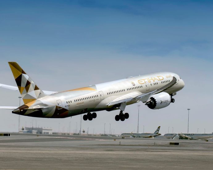 etihad-announces-record-profits-as-passenger-numbers-soar