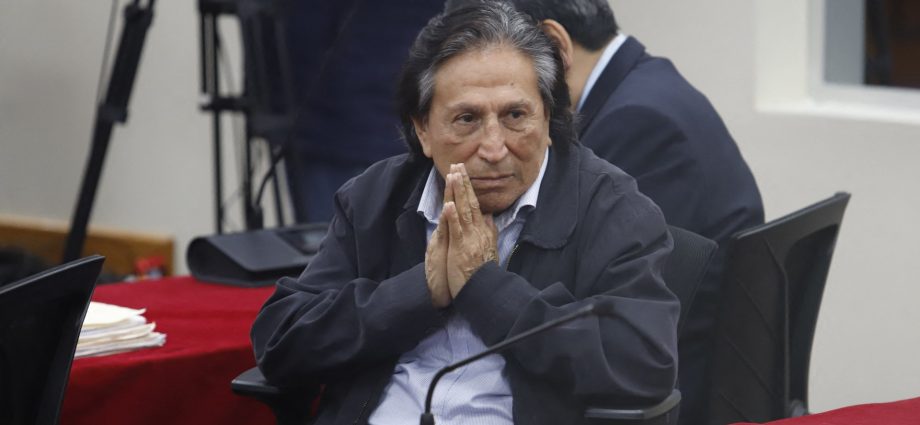 peru-court-hands-ex-president-toledo-new-13-year-corruption-sentence