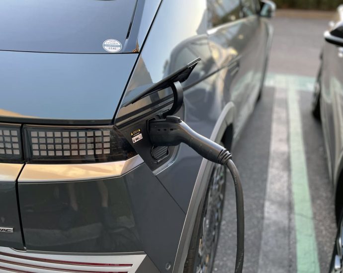 moon-five-receives-$3.4-million-grant-to-deploy-over-450-ev-chargers-in-california-apartments