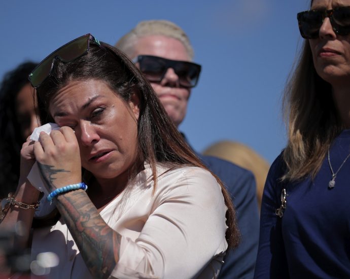 transcript:-epstein-survivor-nukes-the-traitor-in-moving-speech-as-wh-panics