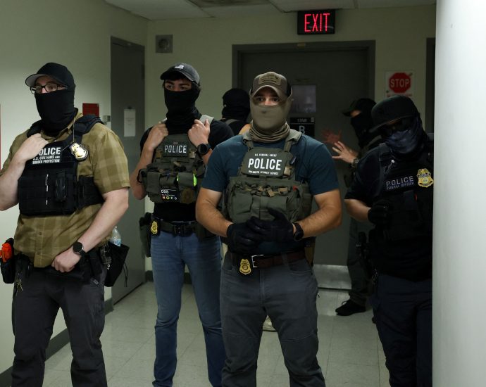 state-department-agents-are-now-working-with-ice-on-immigration