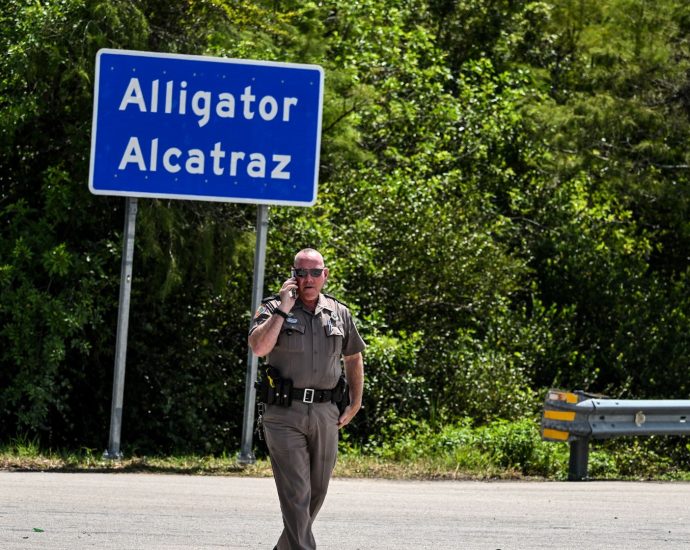 appeals-court-permits-‘alligator-alcatraz’-detention-site-to-remain-open