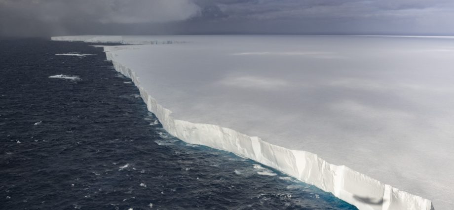the-world’s-oldest-and-largest-iceberg-will-soon-be-no-more