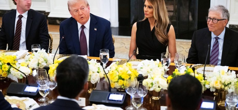 tech-ceos-praise-traitor-47-at-white-house-dinner