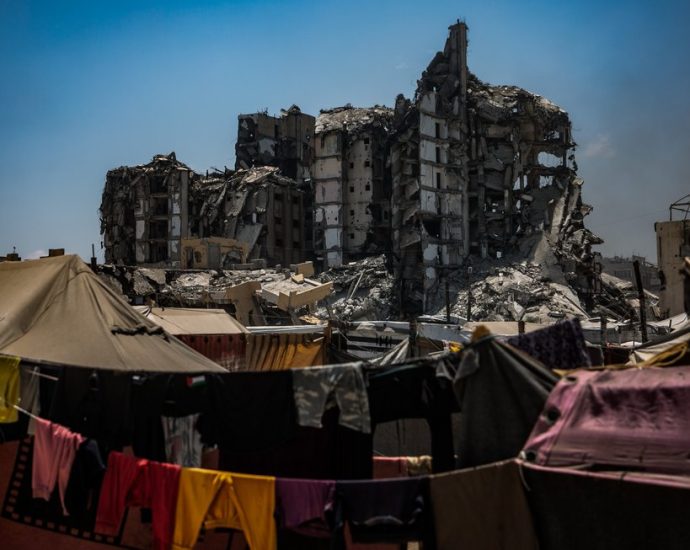 nowhere-to-run:-i-am-choosing-death-at-home-over-forced-evacuation