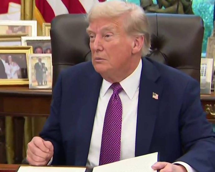 the-traitor-signs-executive-order-that-blacklists-countries-that-illegally-detain-americans