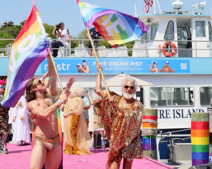 fire-island-pines:-why-this-queer-haven-remains-an-iconic-summer-destination