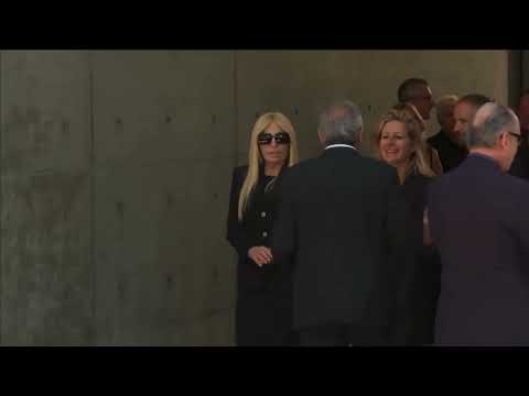 donatella-versace-pays-respects-to-giorgio-armani-in-milan-|-reuters
