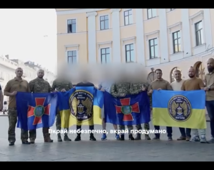 ukraine’s-special-forces-evacuate-soldiers-who-survived-three-years-hidden-from-russian-forces-on-occupied-territory