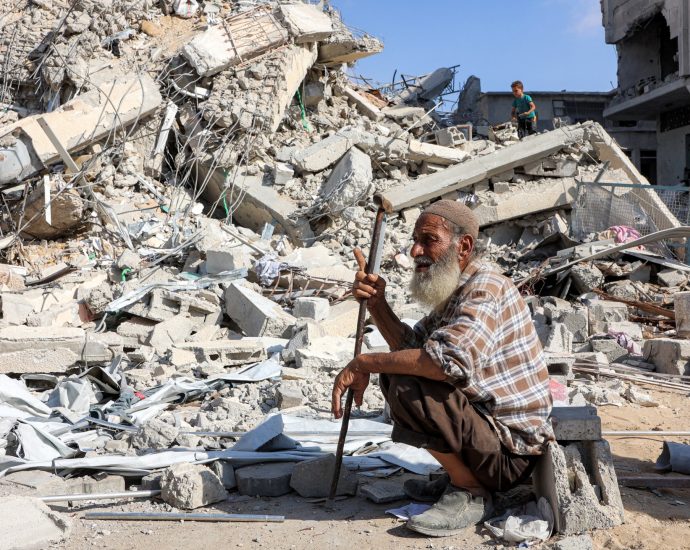 israel-bombs-more-gaza-city-high-rises-after-forced-evacuation-orders