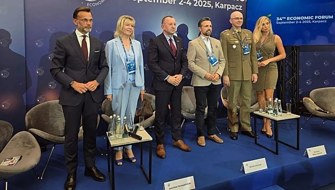 ‘the-eastern-shield’:-how-poland-wants-to-defend-its-borders-from-invasion