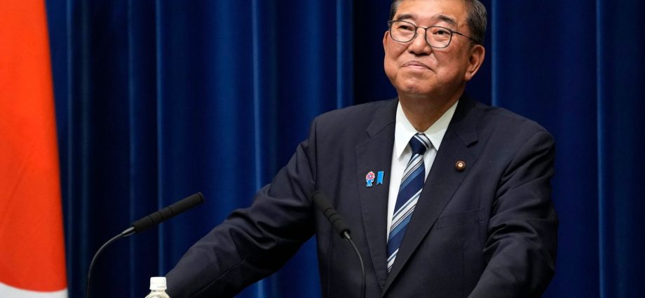 japan’s-prime-minister-announces-resignation-two-years-before-term-ends
