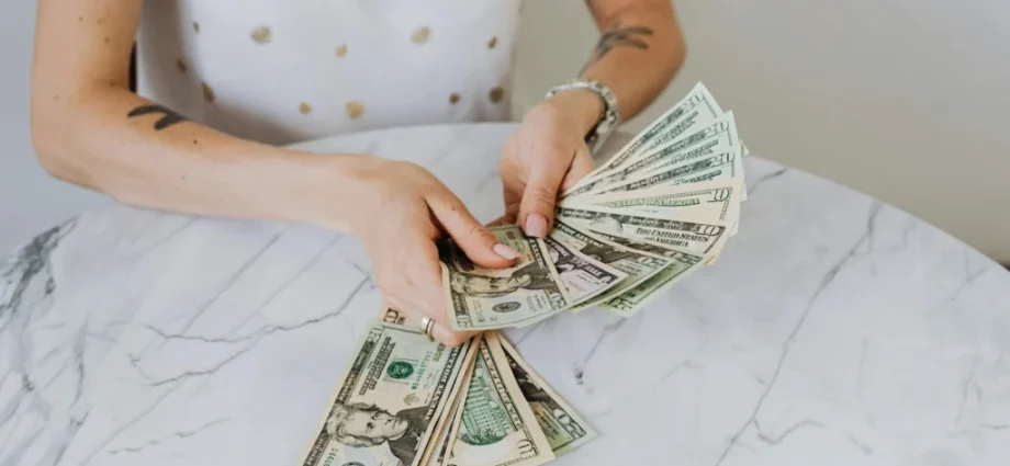 smart-payment-solutions-for-small-business-owners:-streamline-your-personal-and-business-finances-with-ease