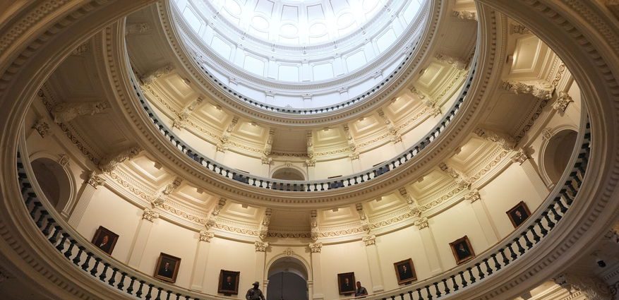 texas-passes-‘bounty-hunter’-ban-on-abortion-pills