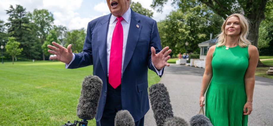 white-house-melts-down-over-proof-of-the-traitor’s-gross-letter-to-epstein