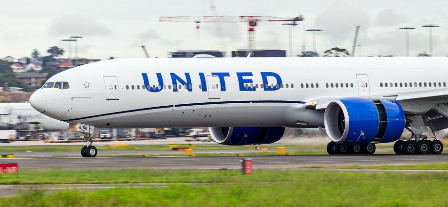 what-are-the-best-seats-in-each-class-of-united’s-boeing-777-300ers-in-2025?