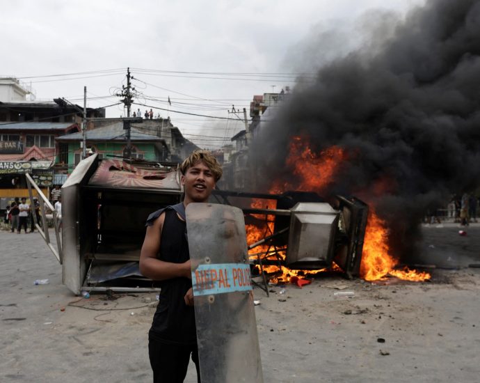 nepal-protests-live:-nepali-congress-office,-top-leaders’-homes-set-on-fire