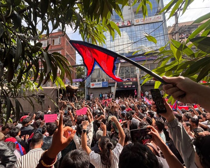 ‘topple-this-government’:-nepal’s-gen-z-protesters-demand-mass-resignations