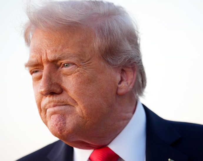 billionaire-gop-donor-warns-traitor-47-against-playing-this-very-‘risky-game’