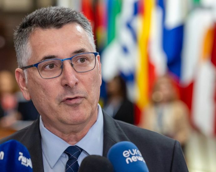 ‘not-acceptable-conduct-between-partners’-israel-says-as-eu-announces-halt-to-‘all-payments’