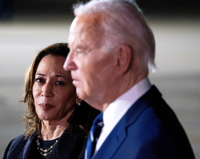 kamala-harris-opens-up-on-the-‘recklessness’-of-biden’s-re-election-bid