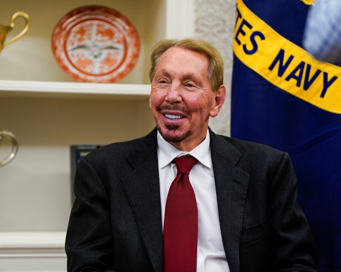 oracle’s-ellison-surpasses-tesla’s-musk-to-be-world’s-richest-man