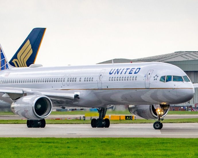 no-regrets:-why-united-airlines-has-easily-kept-flying-the-boeing-757