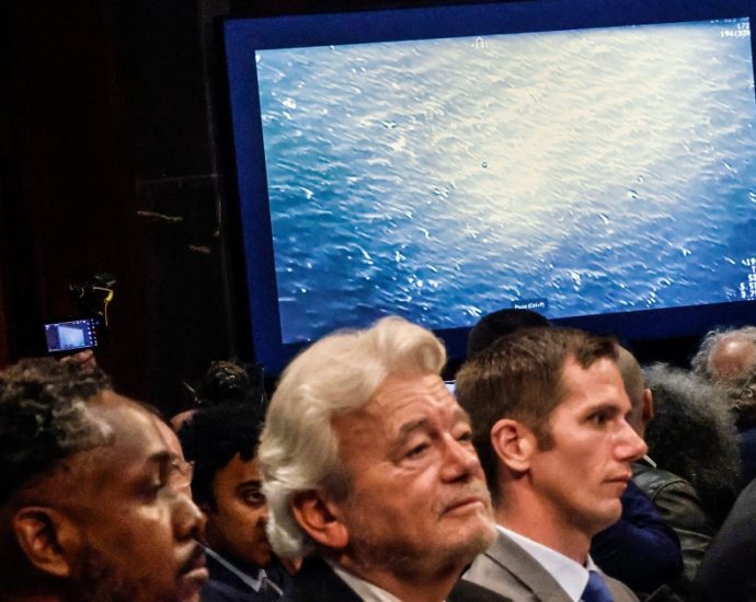 Video shown at House UAP hearing appears to show missile fired at object near Yemen