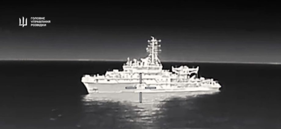 ukraine-struck-a-rare-russian-spy-ship-600-km-away—now-it’s-crippled-and-useless-(video)